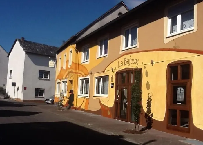 Pastis - Staffless With Self Check-in Hotel