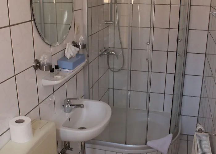 Pastis - Staffless With Self Check-in Pillig