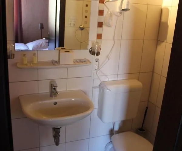 Pastis - Staffless With Self Check-in 3* Pillig